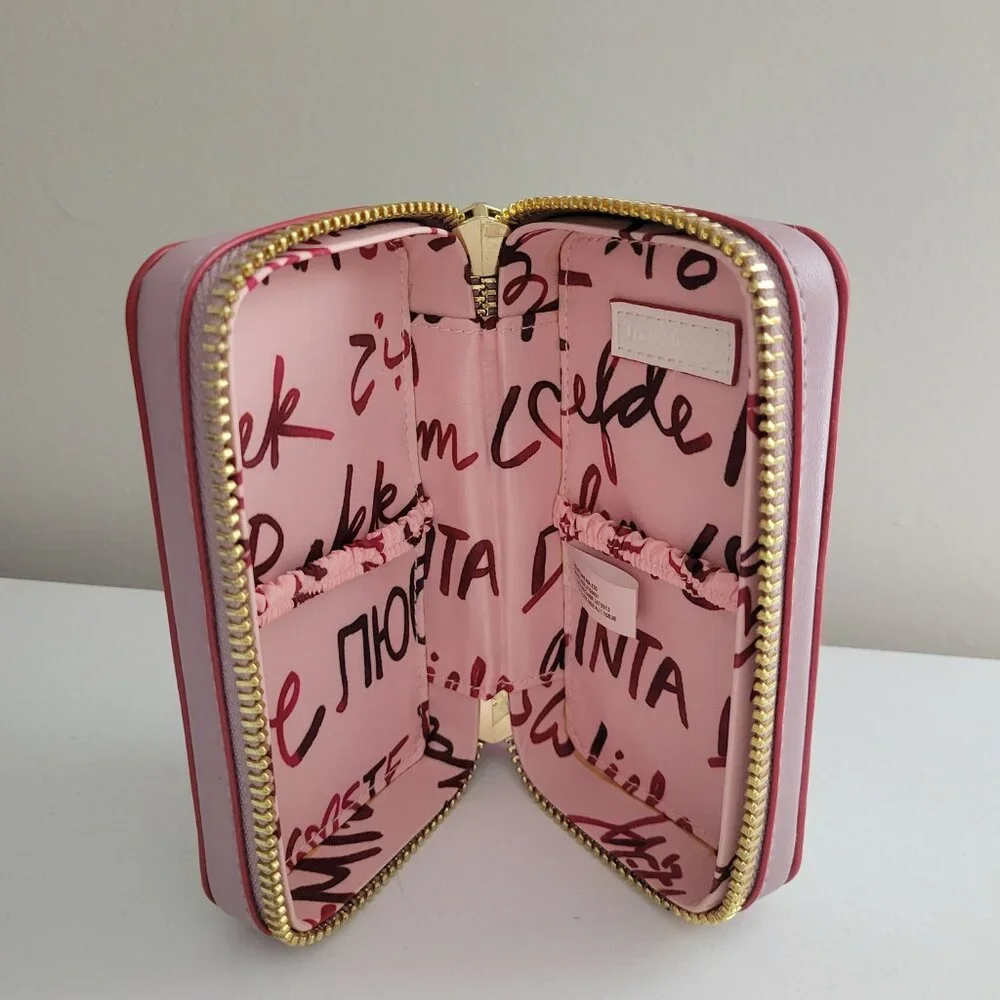 Zebra Trish McEvoy Leather Travel Makeup Bag Case With Hearts Gold Zip 6 x 3 x 2